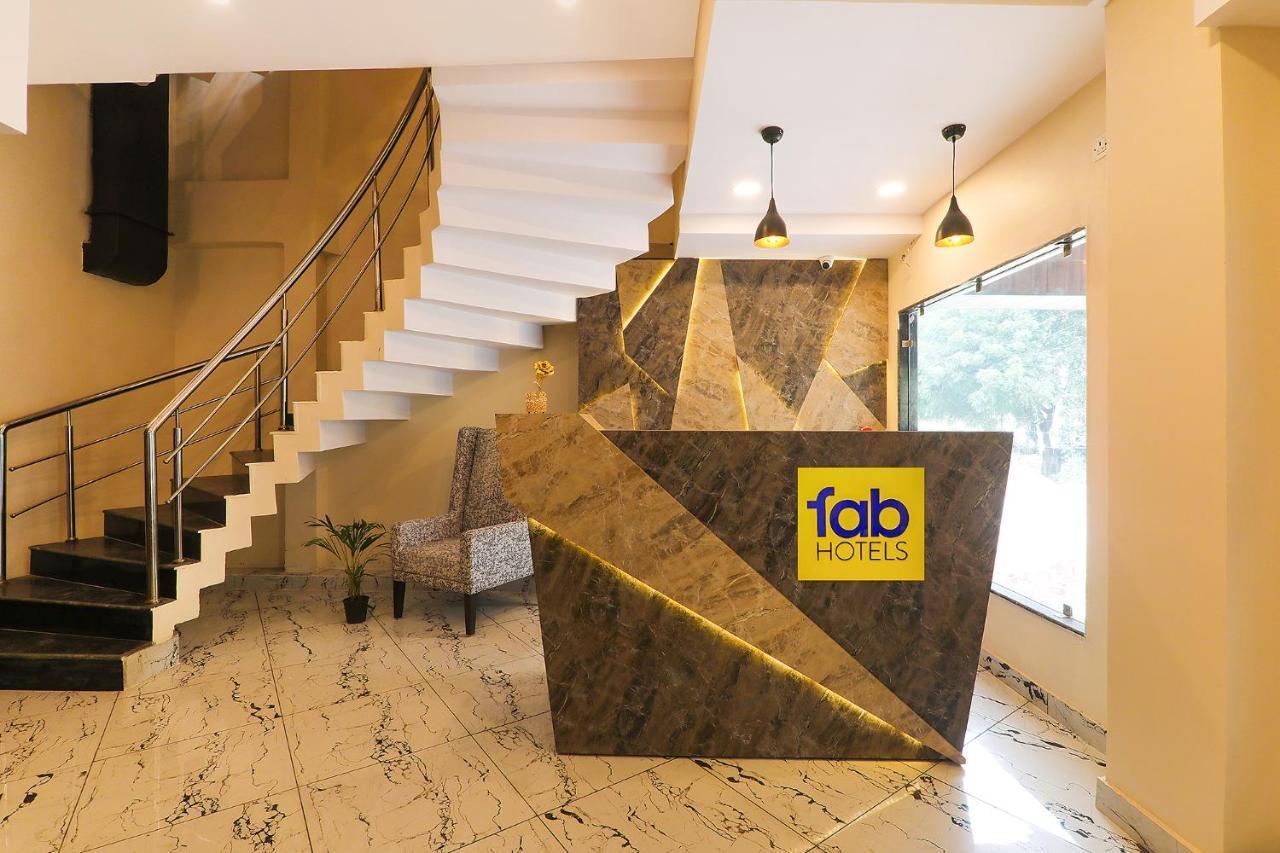 Fabhotel Blueark Lucknow Exterior photo